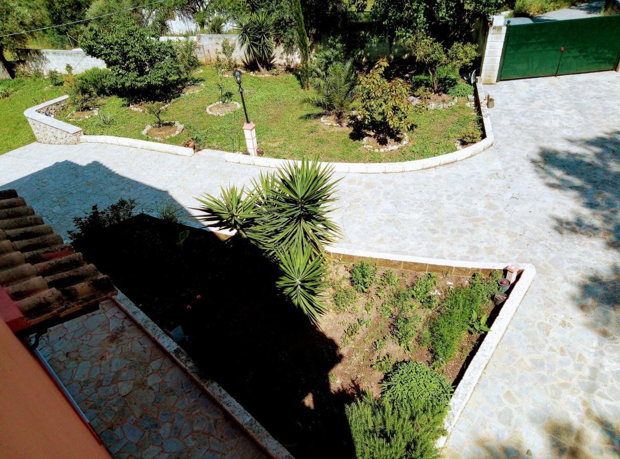 Ágios Matthaíos Villa Silvia מראה חיצוני תמונה